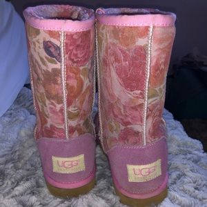 UGG floral print